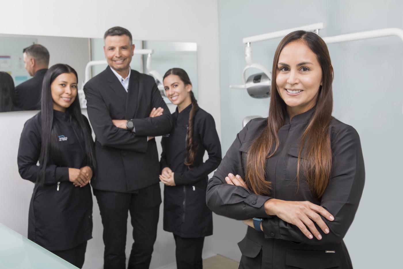 Dr. Julia Molina and dental team Cali Colombia clinic